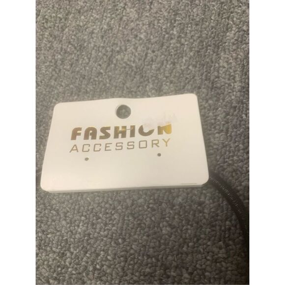 Wire Flower Statement Necklace - Picture 4 of 6